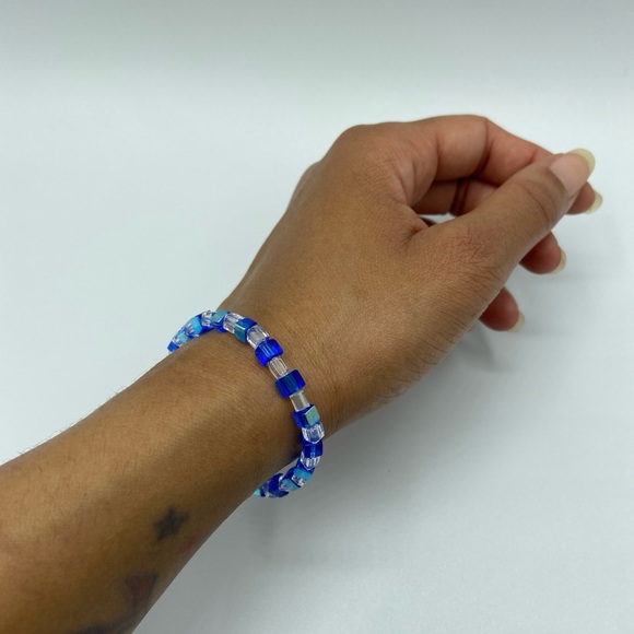 Handmade Glass Cube Bead Necklace & Bracelet Set - Picture 14 of 14